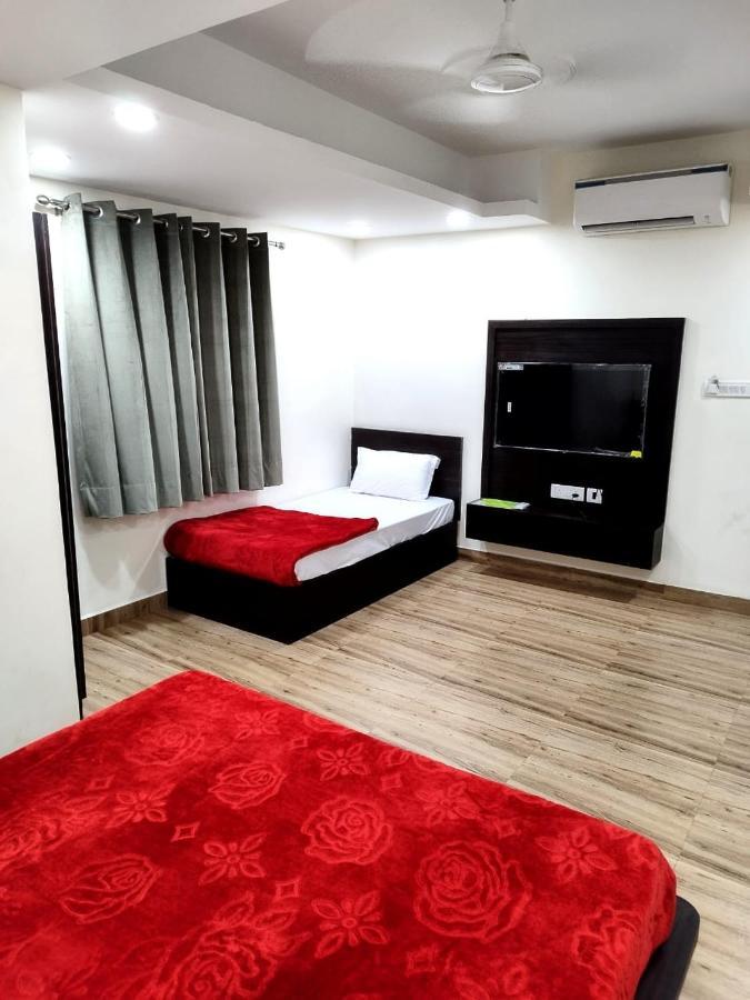 Comfort Hotel *
